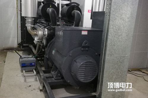 清除柴油發(fā)電機組水箱內(nèi)水垢小技巧